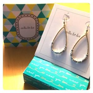 Stella and Dot Rhett Hoops